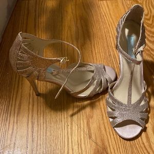 Blue by Betsey Johnson Gold Glitter Cut Out T-Strap Sandal